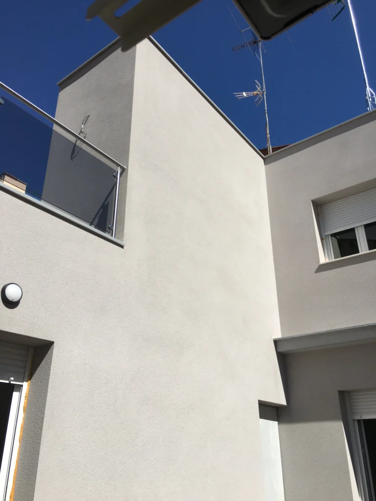 Reforma de vivienda en C La Vía 24 de Zaragoza