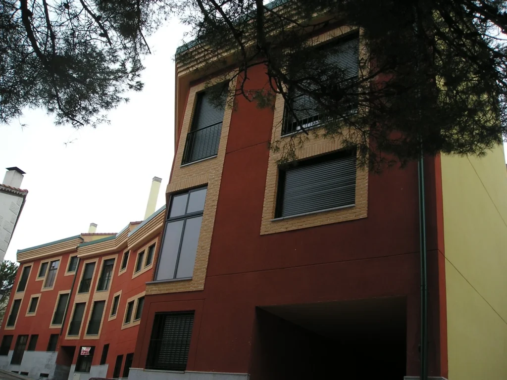 Edificio para 16 viviendas Miraflores (Madrid)