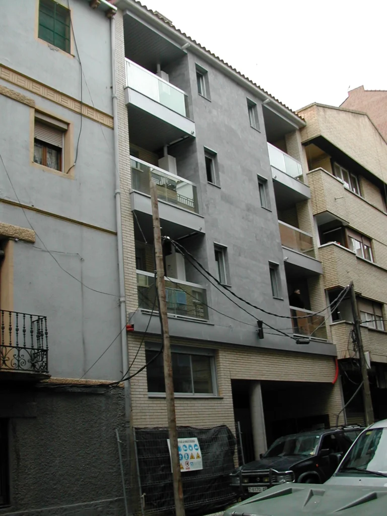 Bloque de 7 viviendas en la calle Privilegio de la Unión 20 4